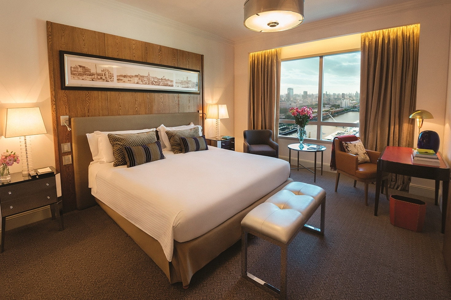 Alvear Icon Hotel — Room