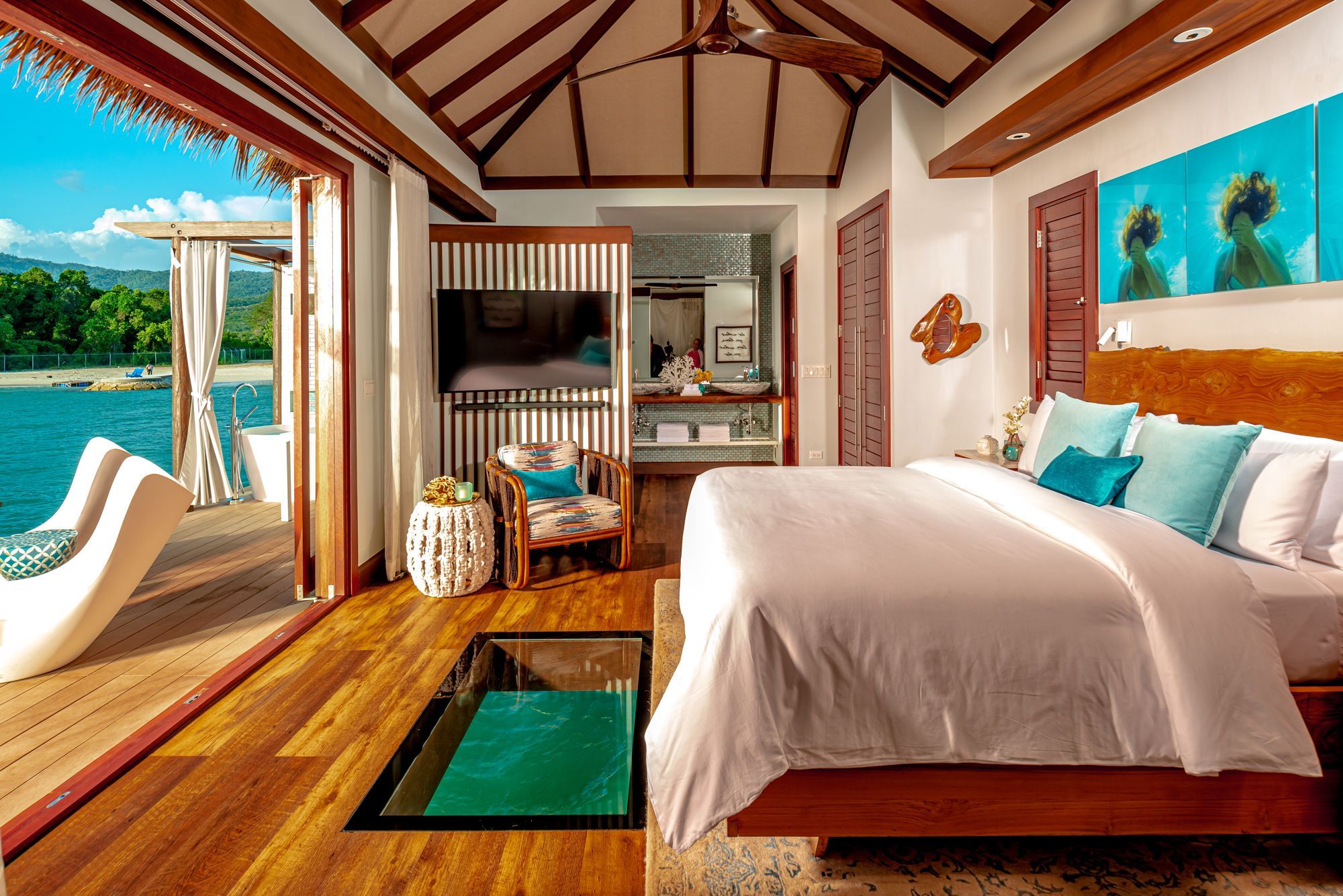 Sandals Caribbean Cay (formerly Sandals Royal Caribbean) — Room