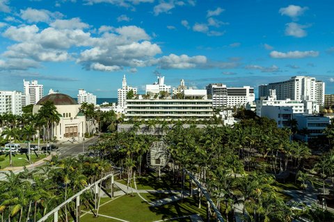UNFRAMED, Miami Beach, Autograph Collection - Miami Beach, FL