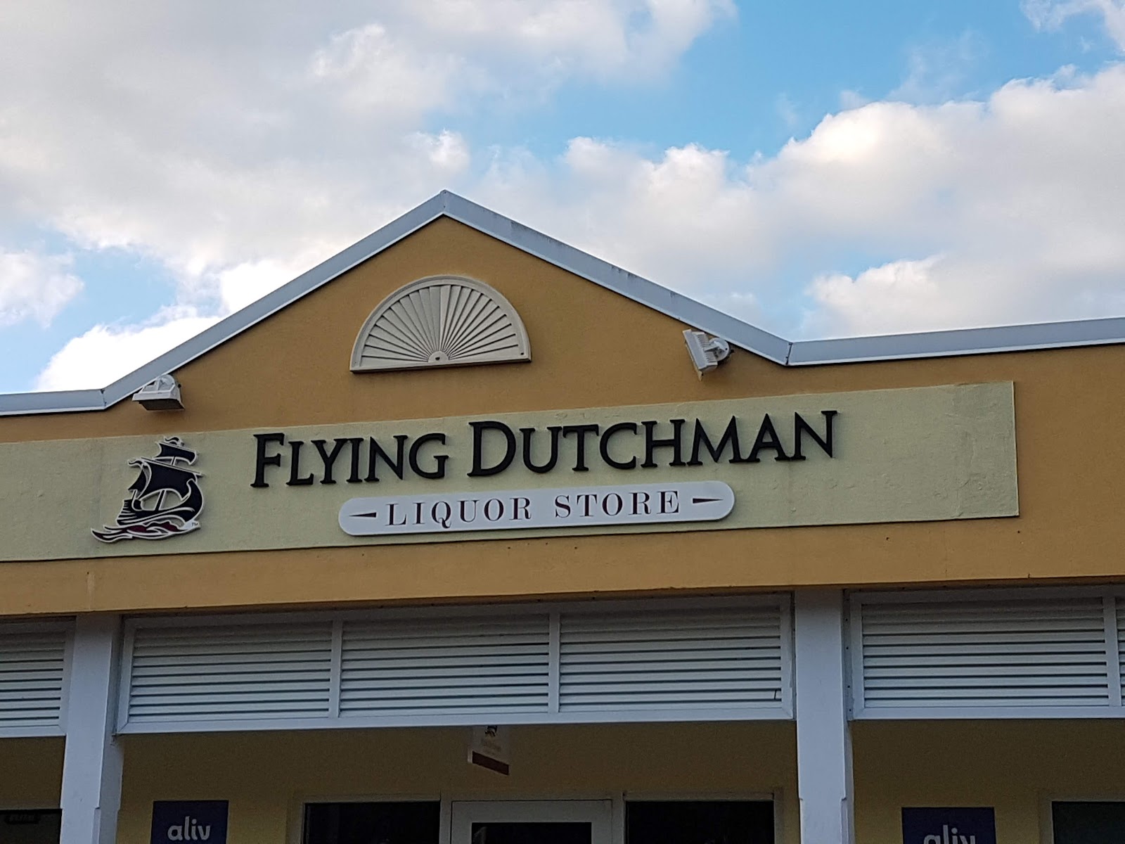 The Flying Dutchman - Bahamas