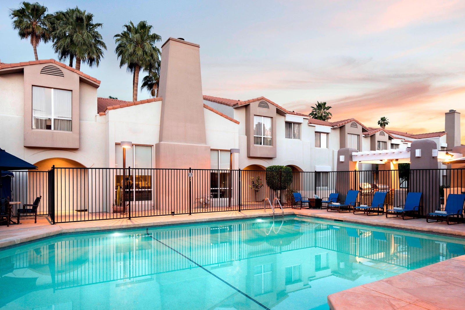 Sonesta ES Suites Scottsdale Paradise Valley - Scottsdale, AZ