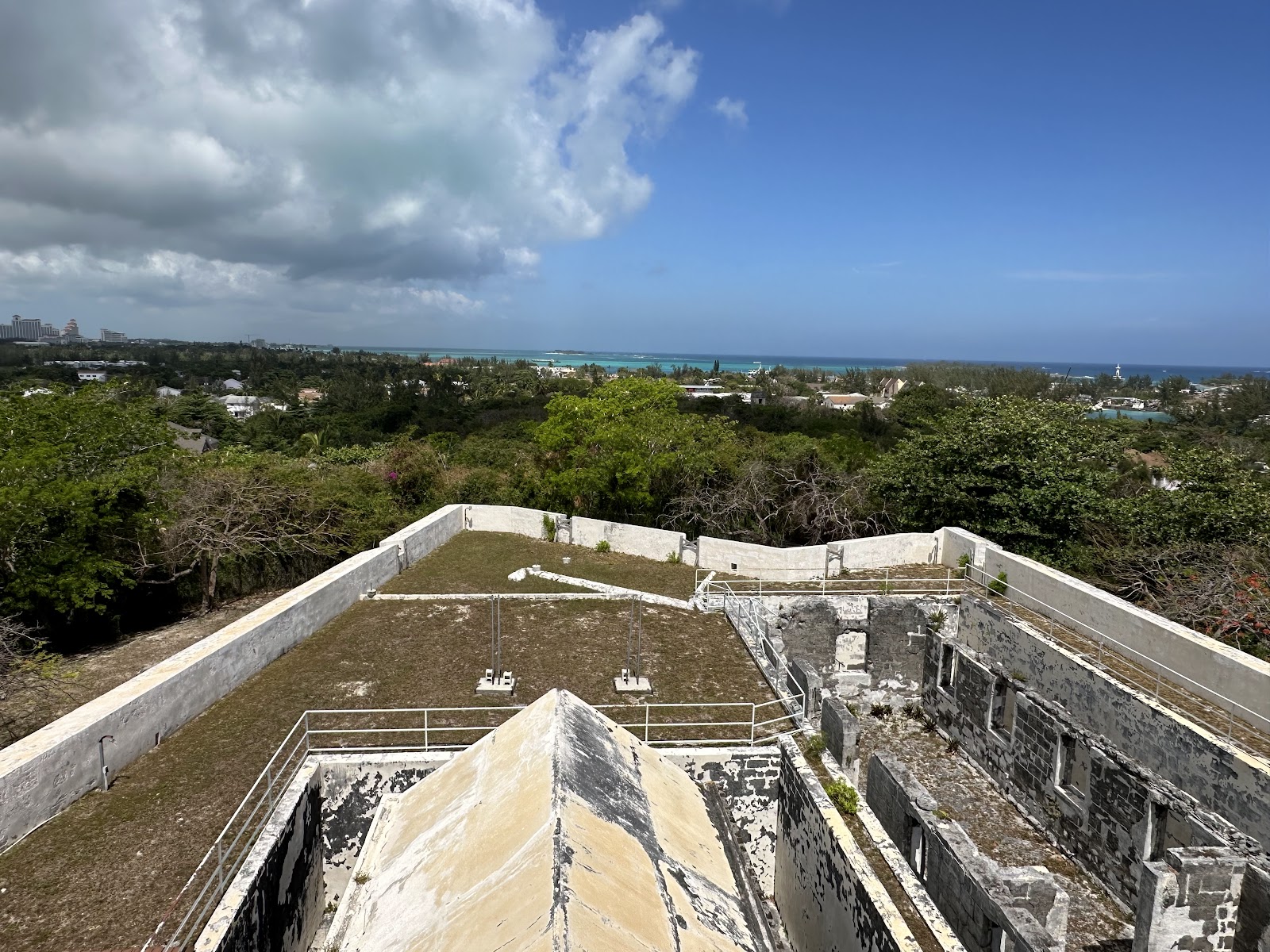 Fort Charlotte - Bahamas