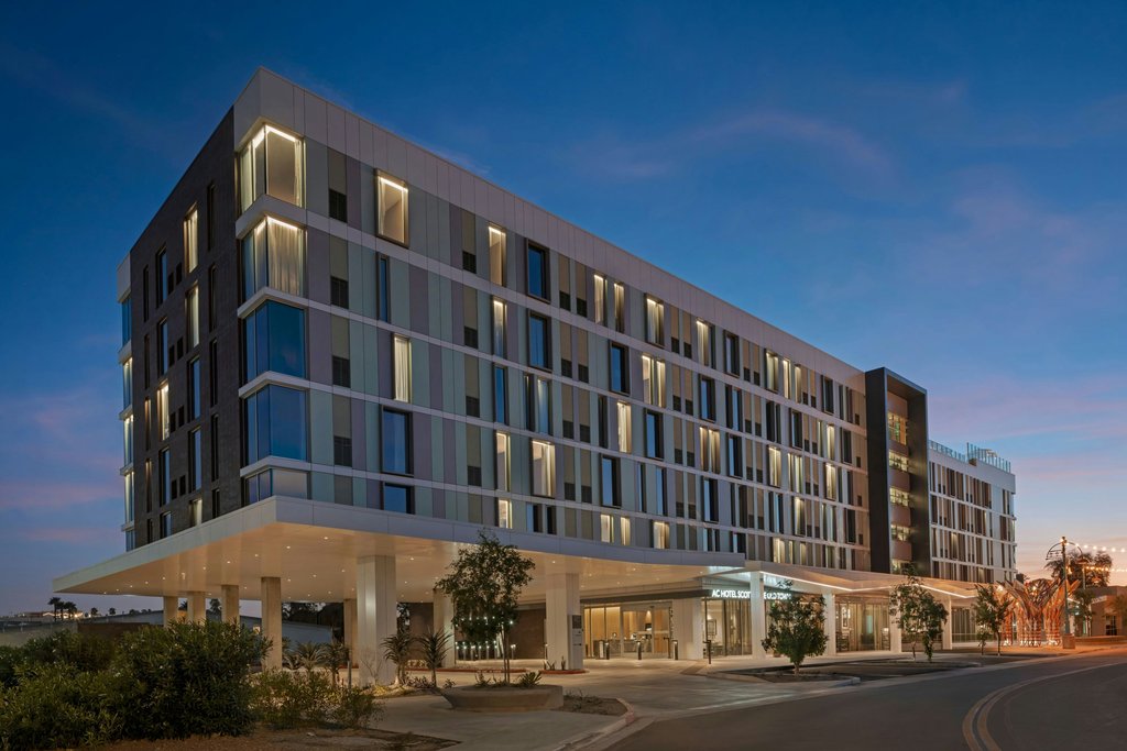 AC Hotel Scottsdale Old Town - Scottsdale, AZ