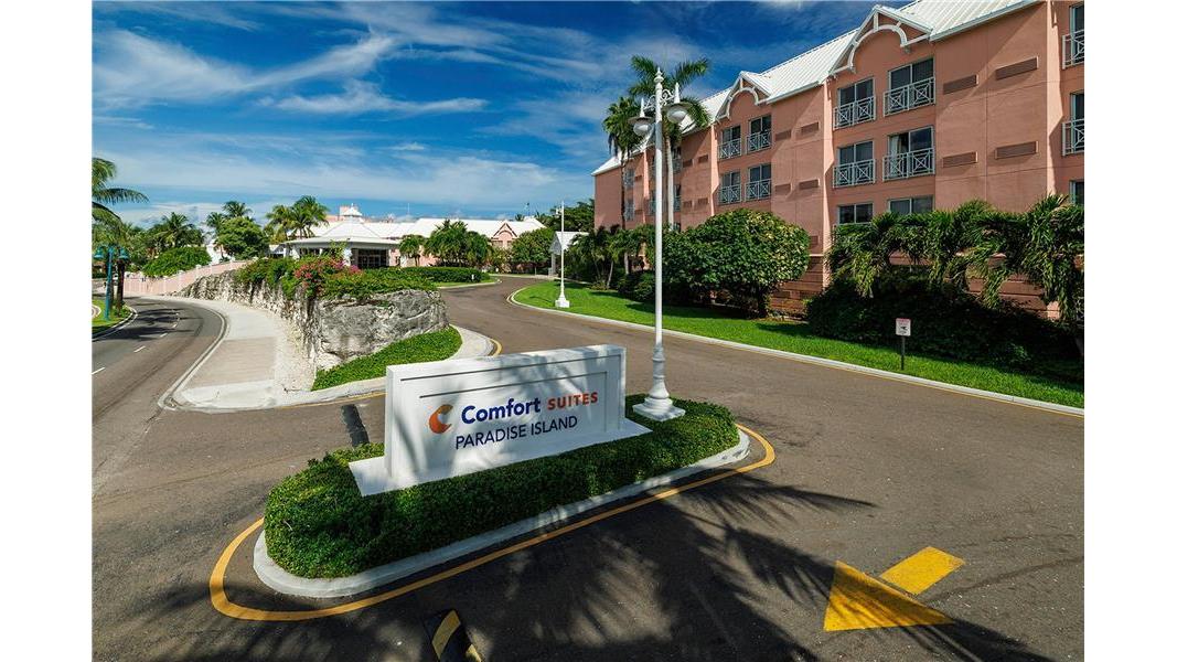 Comfort Suites Paradise Island - Bahamas