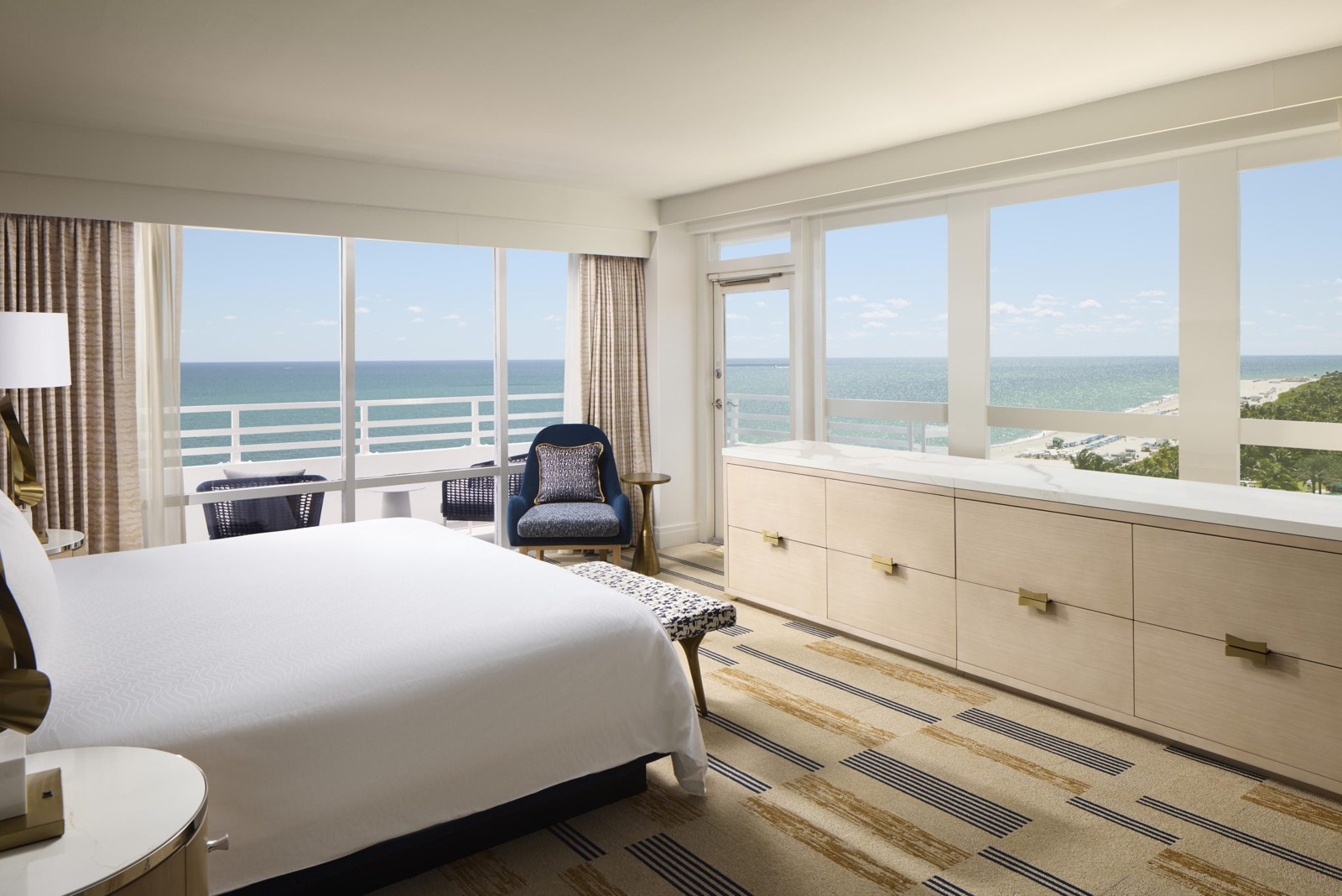 Fontainebleau Miami Beach - Miami Beach, FL