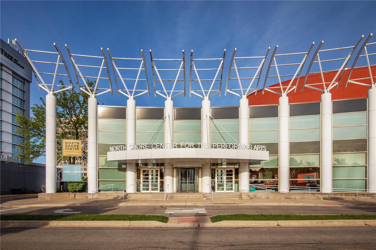 DoubleTree by Hilton Hotel Chicago - North Shore Conference Center - Chicago, IL
