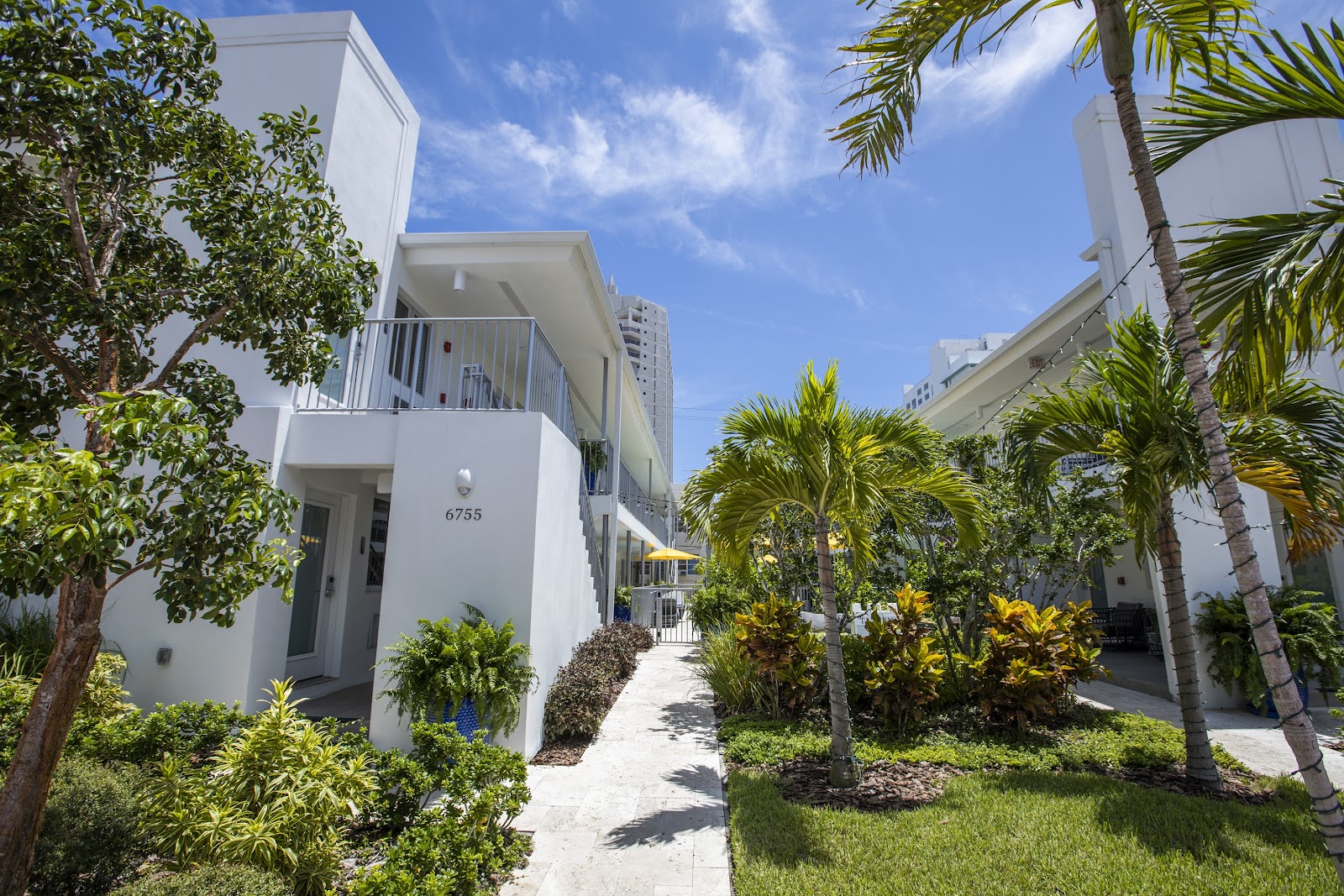Waterside Hotel and Suites - Miami Beach, FL