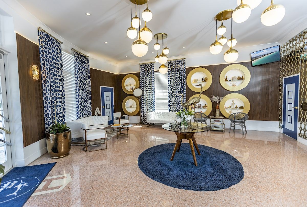 Oceanside Hotel + Suites - Miami Beach, FL