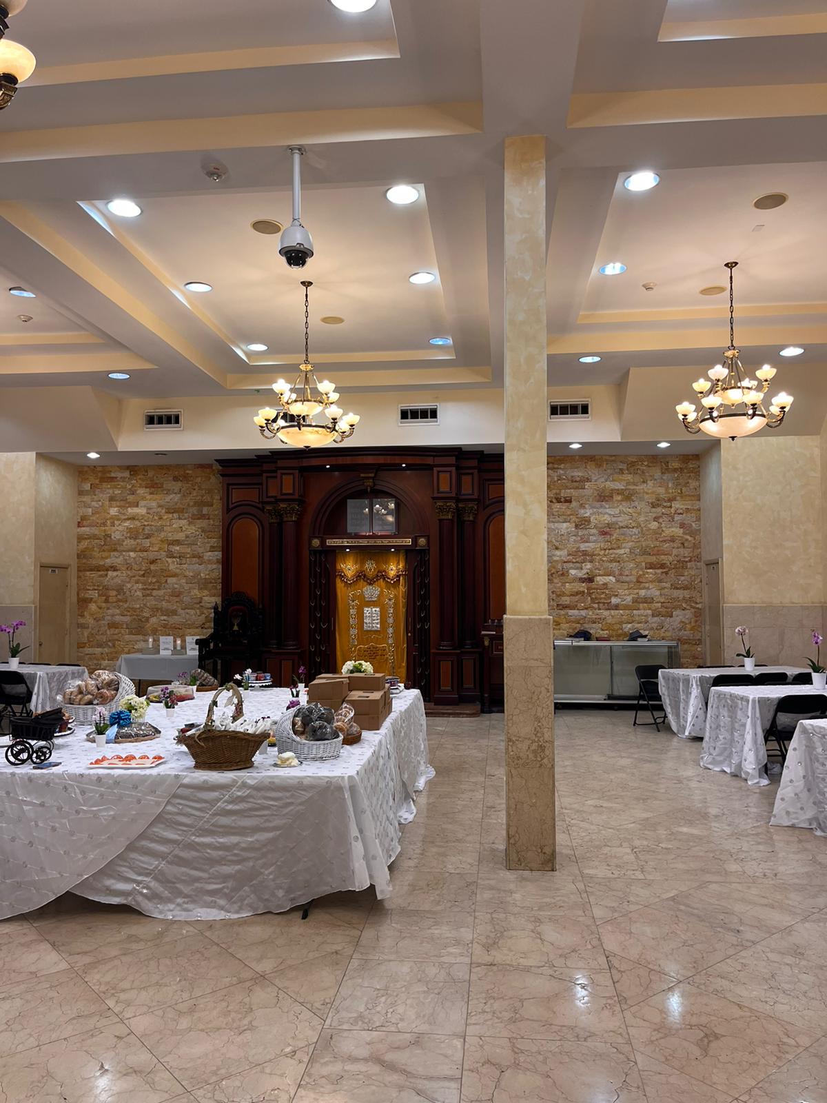 Captain Hyman P. Galbut Jewish Learning Center Chabad - Miami Beach, FL