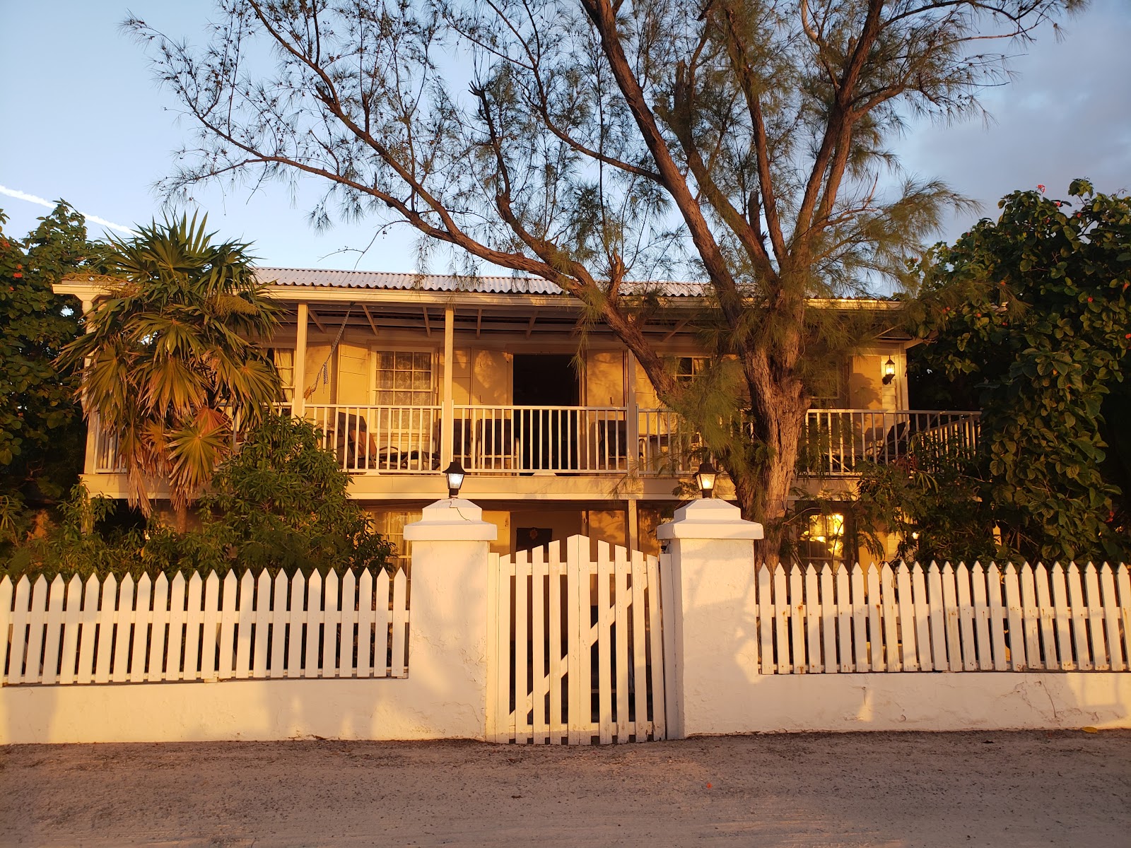 Salt Raker Inn - Turks & Caicos