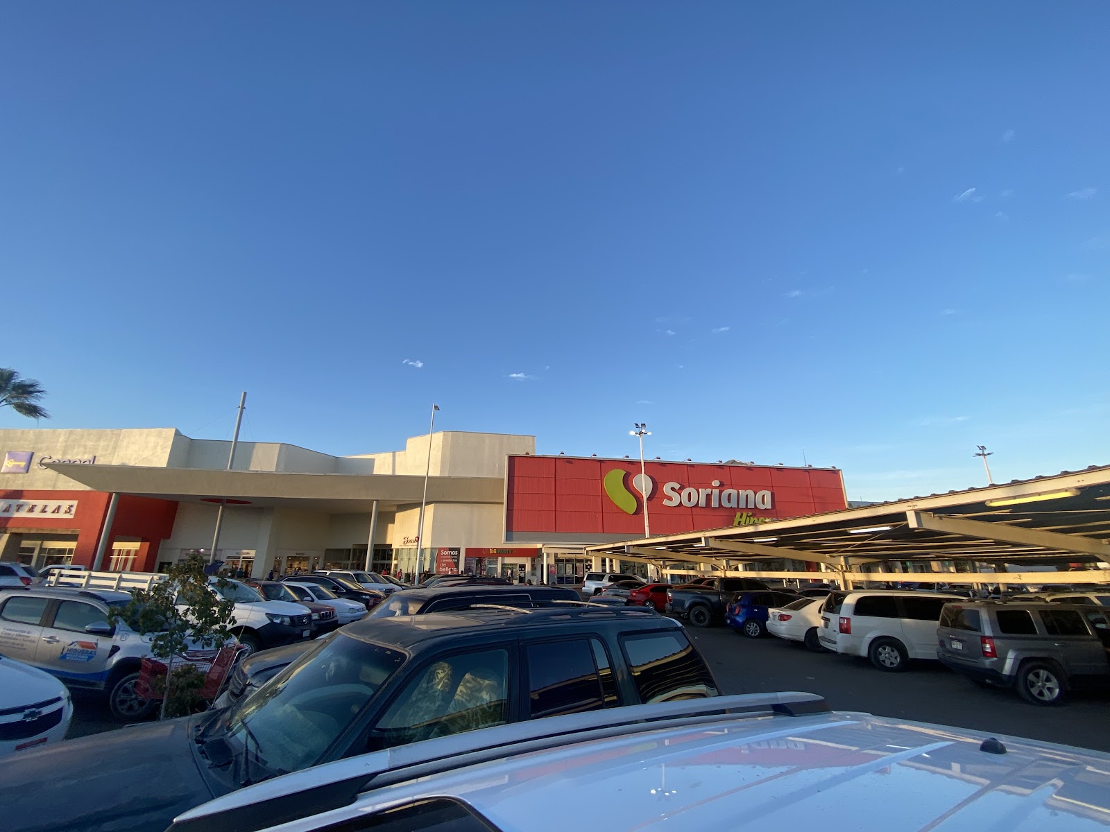 Soriana Hiper Los Cabos - Cabo