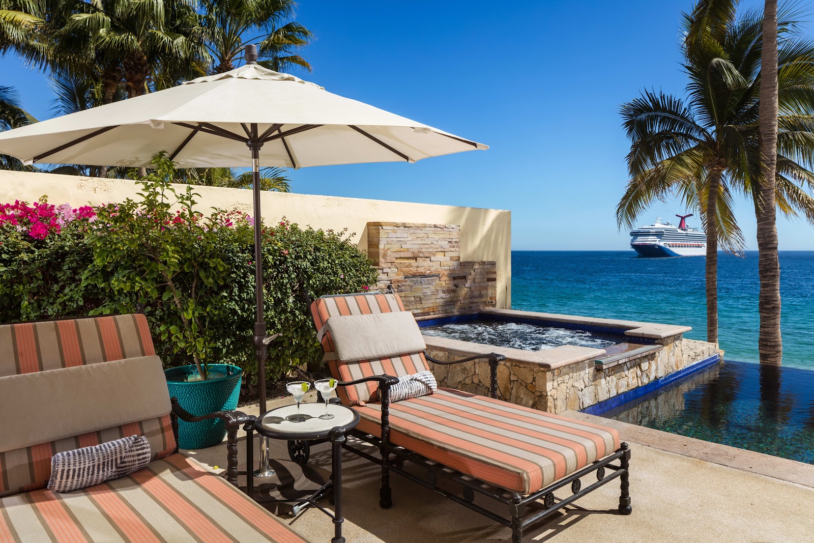 Hacienda Beach Club & Residences - Cabo