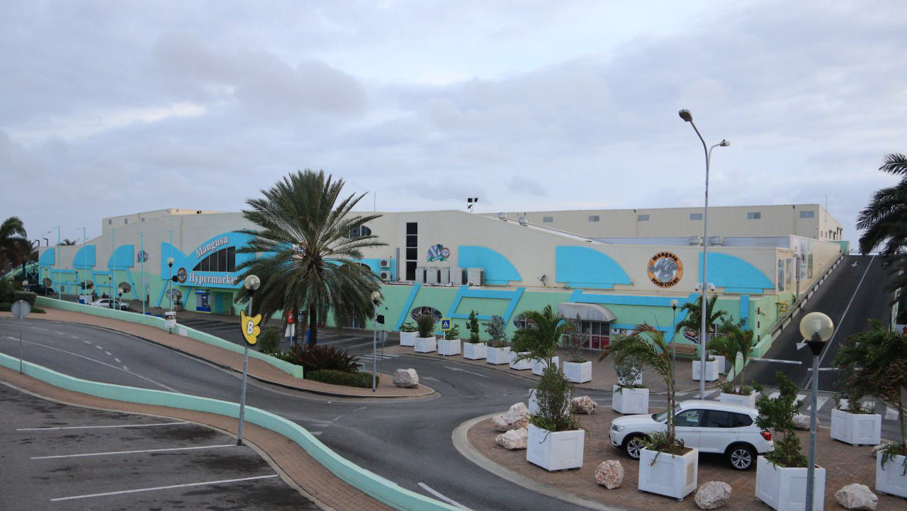 Mangusa Hypermarket - Curacao