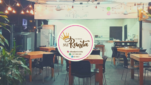 Fonda Mi Reinita - Panama City