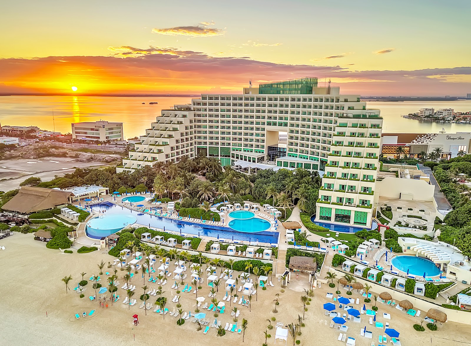 Live Aqua Beach Resort Cancun - Cancun
