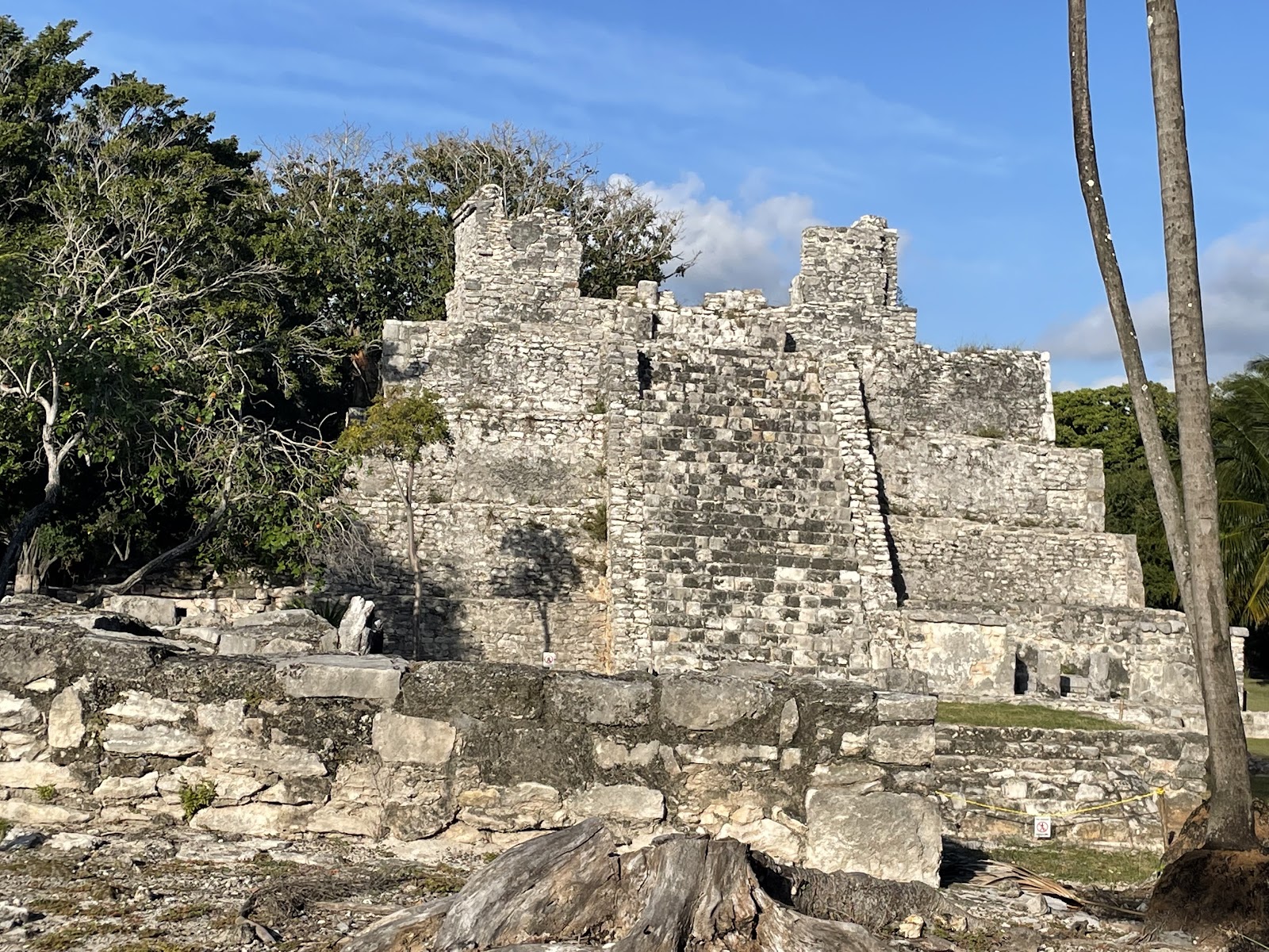 Zona Arqueologica El Meco - Cancun