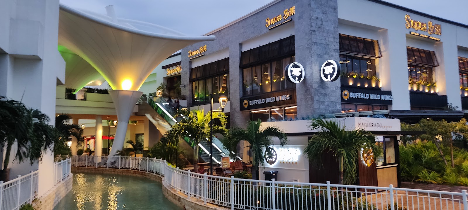 La Isla Shopping Village - Cancun