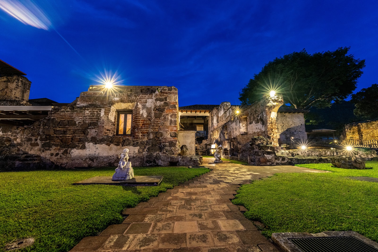 Museos de Casa Santo Domingo - Antigua