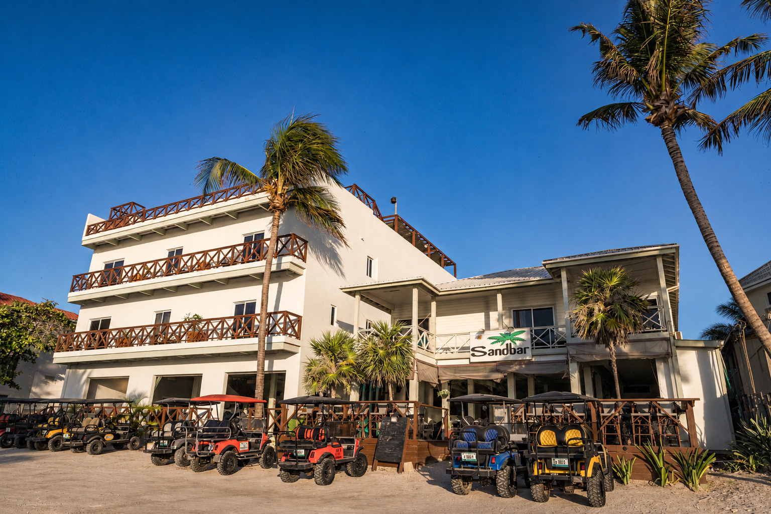 Sandbar Beachfront Hotel & Hostel - Belize