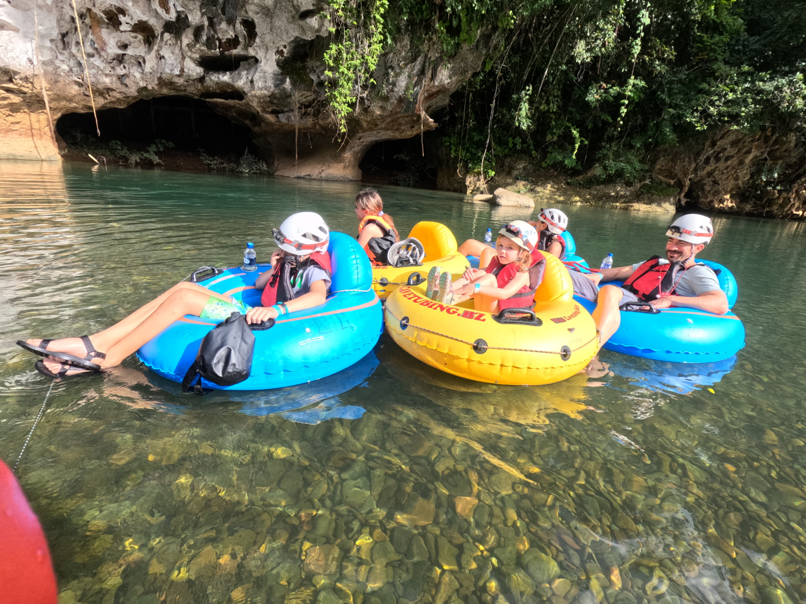 Nohoch Che'en Caves Branch - Belize