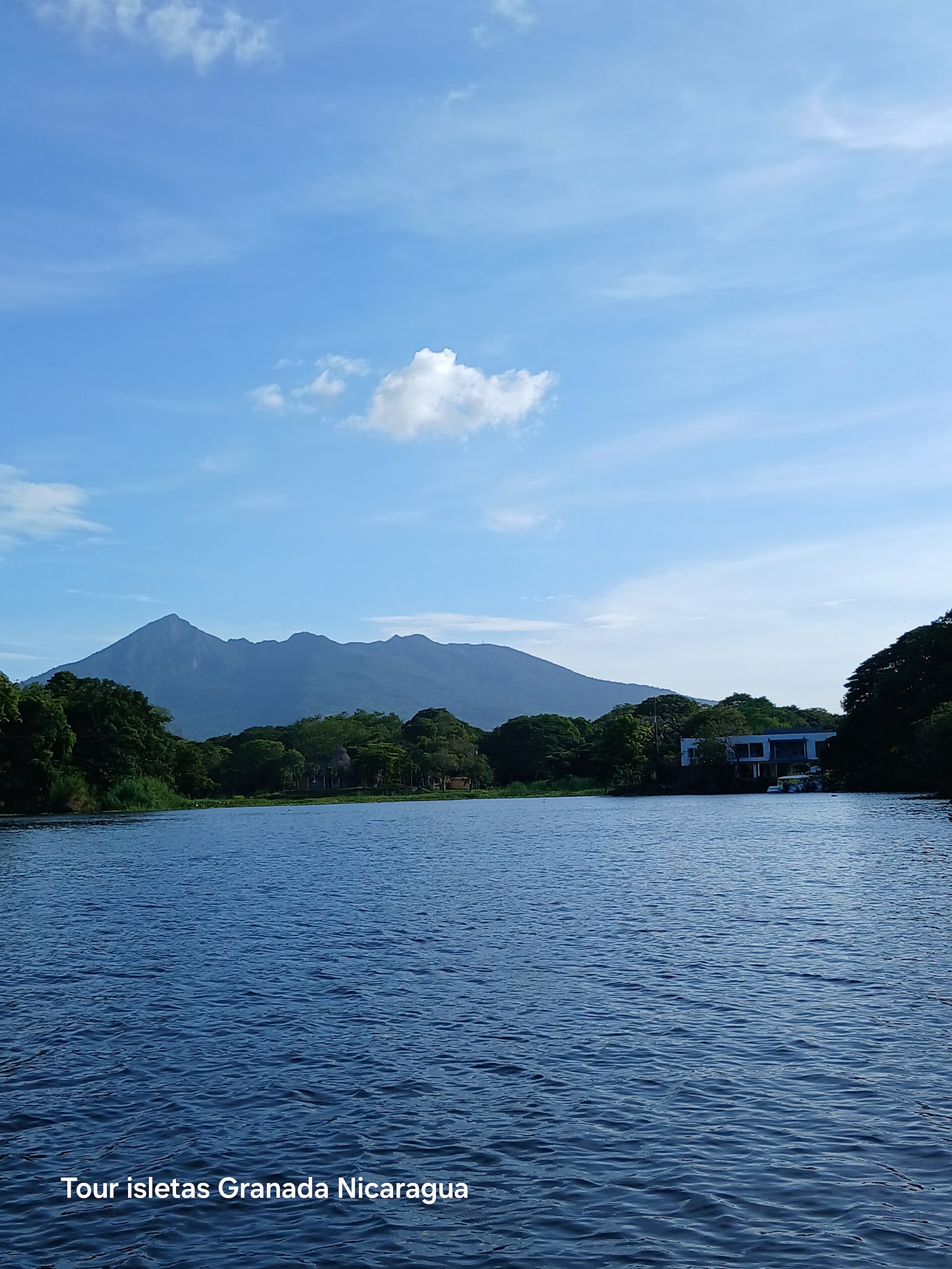 Hola Hola Tours - Isletas Boat Tour - Nicaragua