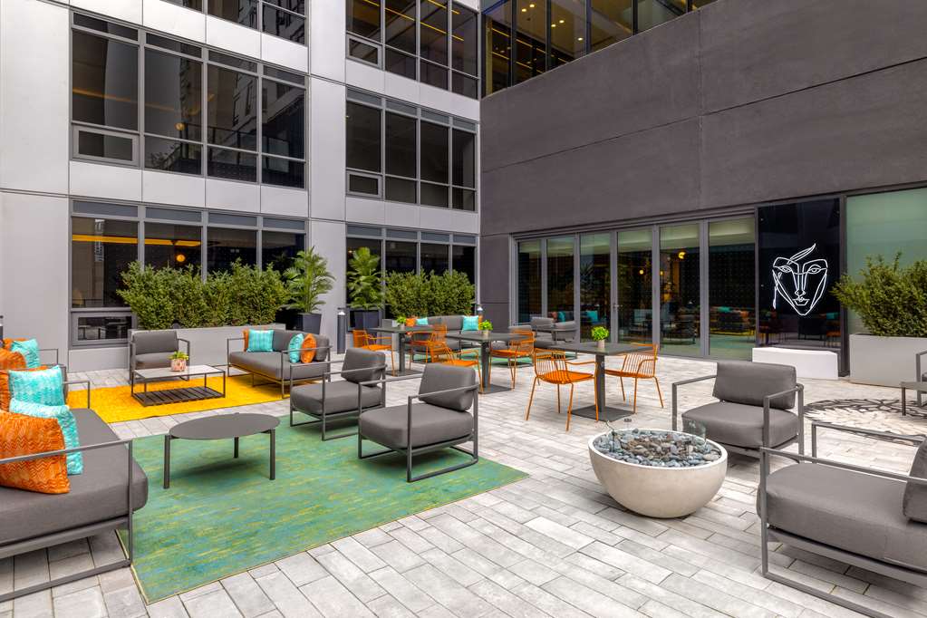 Canopy by Hilton Toronto Yorkville - Toronto, ON