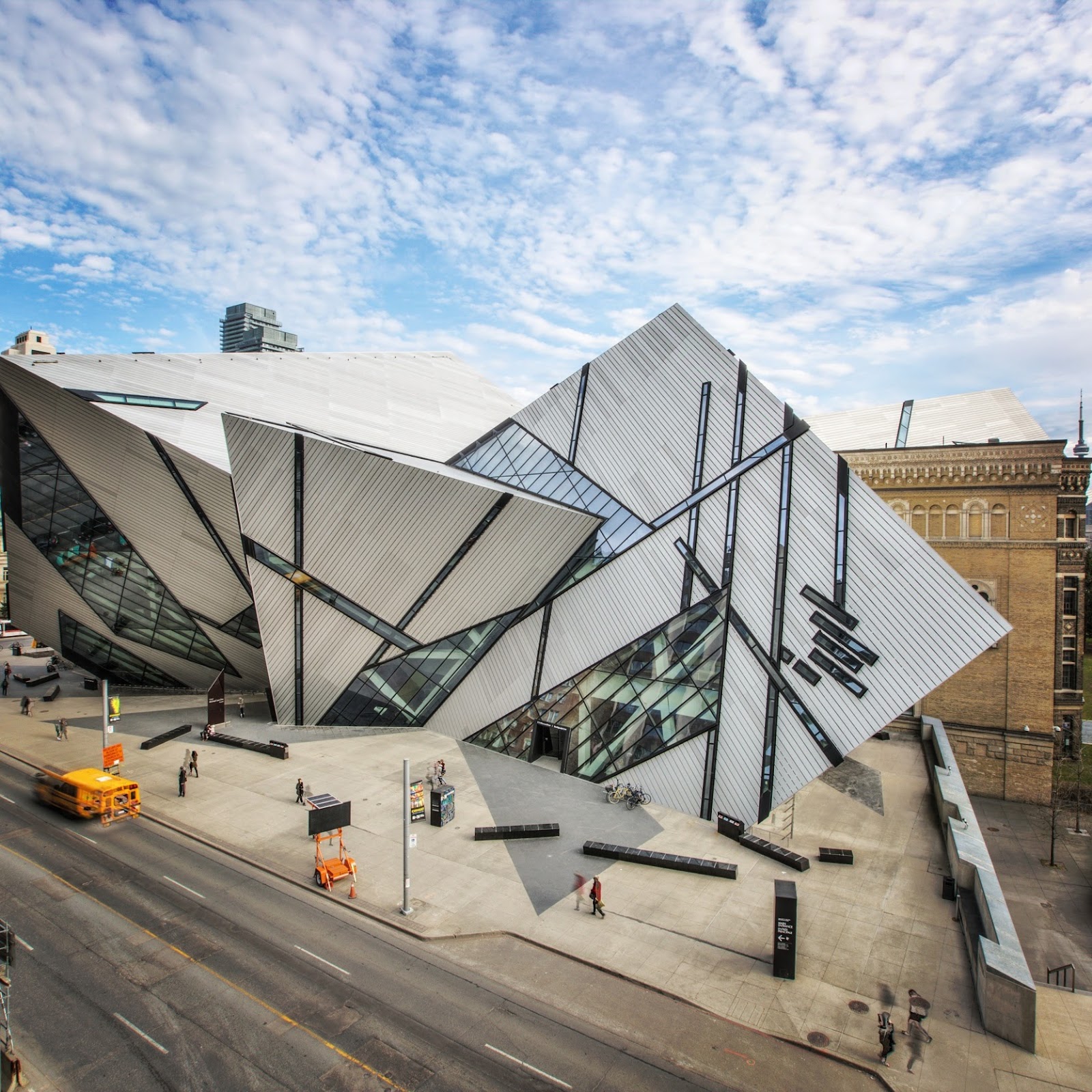 Royal Ontario Museum (ROM) - Toronto, ON