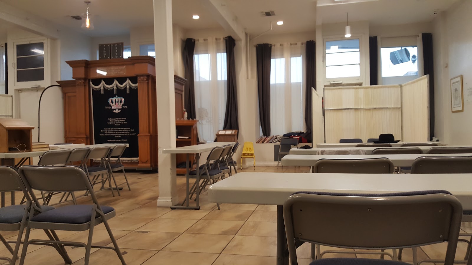 Chabad SoLa (Chabad-Lubavitch of South La Cienega) - Los Angeles, CA