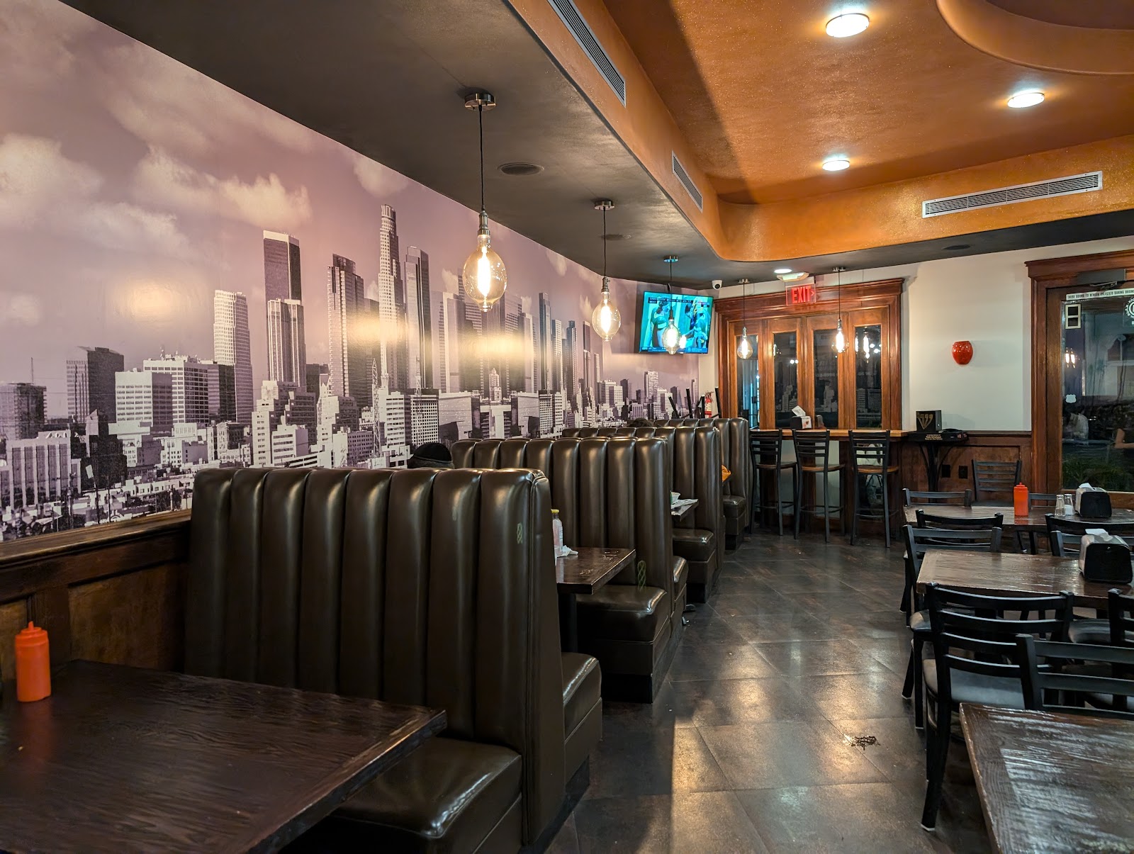 LA Burger Bar - Los Angeles, CA