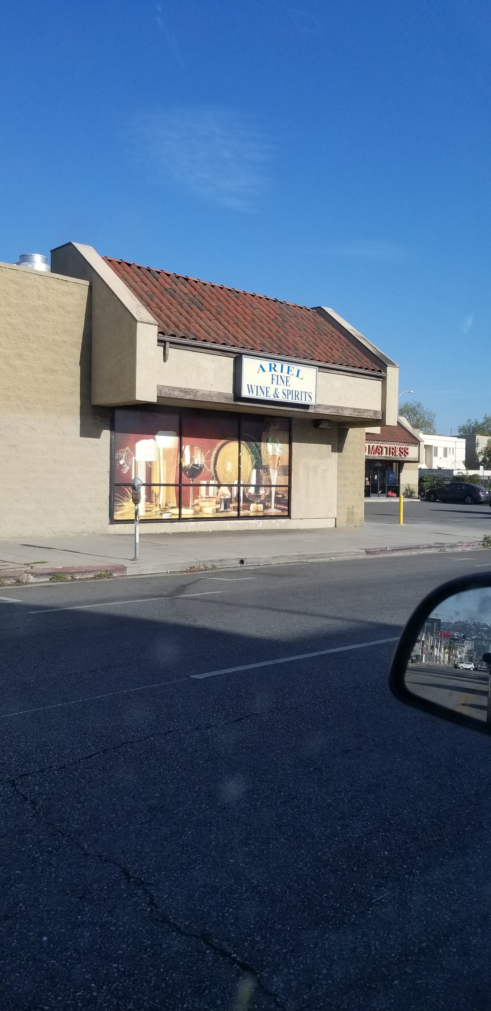 Ariel Glatt Mart - Los Angeles, CA