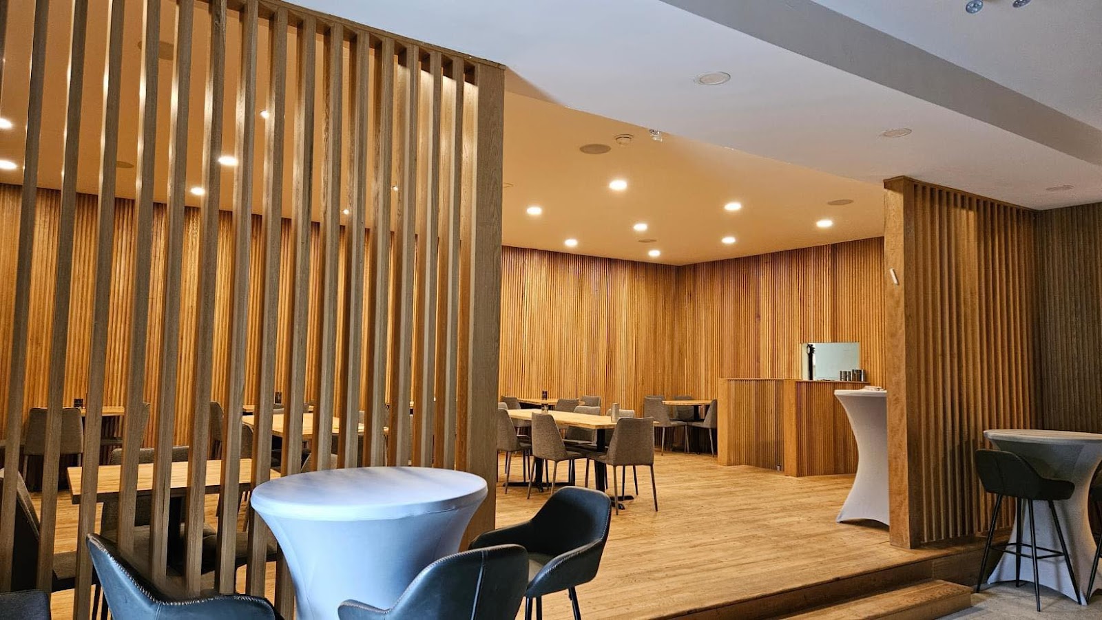 Maple Grill - Vancouver, BC