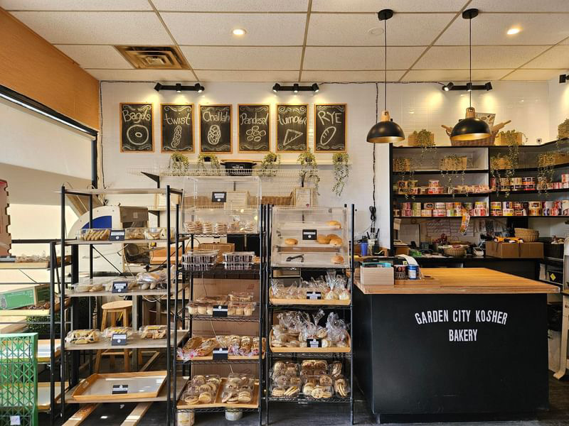 Garden City Bakery - Vancouver, BC