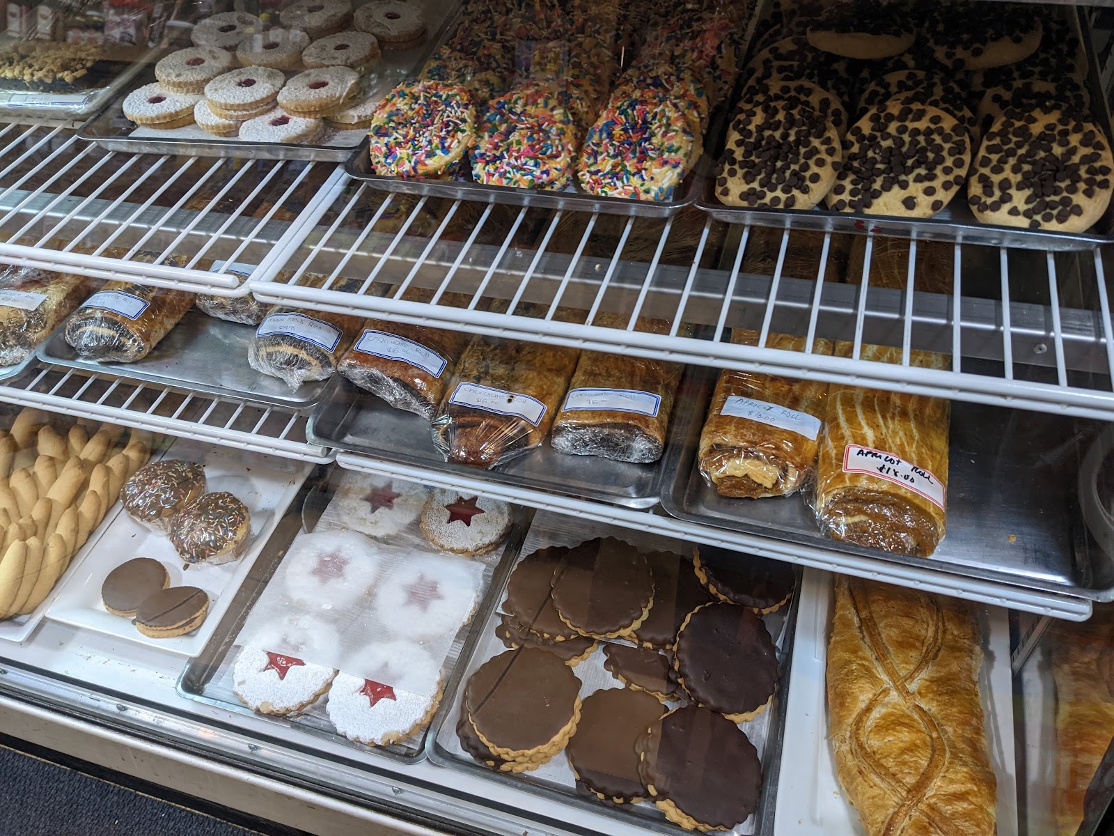 Sabra Kosher Restaurant and Bakery - Vancouver, BC