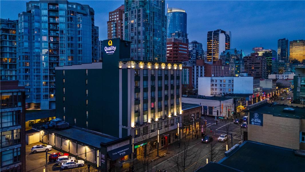Quality Inn & Suites Downtown Vancouver - Vancouver, BC